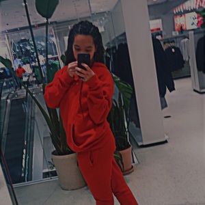 Meet your Posher, Erica